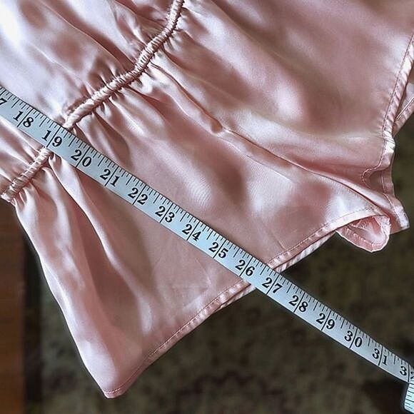 Vtg baby pink faux wrap ruffle trim romper - Picture 13 of 16
